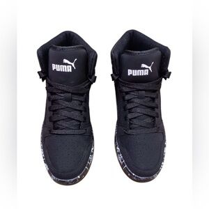 PUMA Rebound Layup NBK, Black color, size
4.5 US kids
